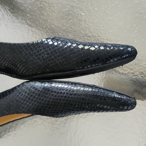Black Faux Reptile Unisa Pointed Toe Low Heeled Pumps/Flats - Size 8.5 - Picture 5 of 15